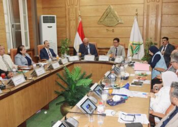 جامعة بنها تخصص منحا دراسية لأبناء الشهداء وسيناء