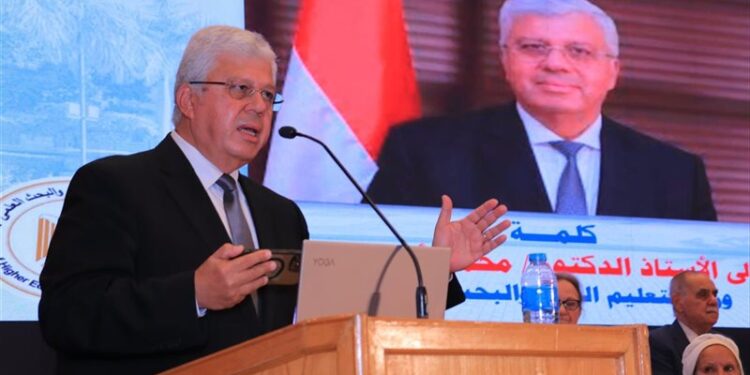 وزير التعليم العالي: 145 مستشفى جامعيًّا تستقبل 25 مليون مواطن سنويًّا