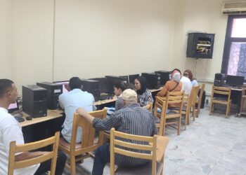 تنسيق الجامعات 2025.. معامل الحاسبات تنتظم في تقديم الدعم لطلاب الثانوية العامة 