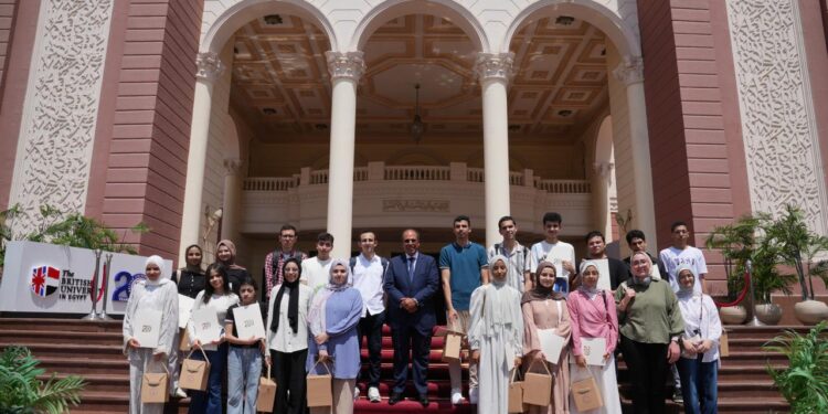 15 من أوائل الثانوية العامة يختارون الجامعة البريطانية في مصر لمستقبلهم الأكاديمي