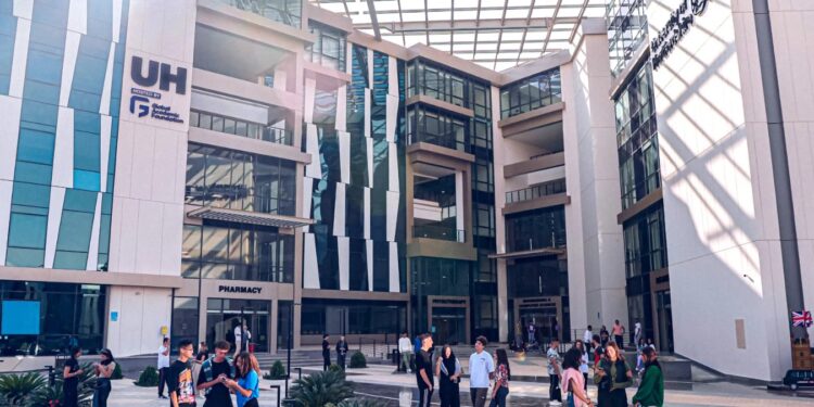 معادلة 9 برامج جديدة لجامعة هارتفوردشاير– مصر وفقًا لنظيراتها في الجامعات المصرية