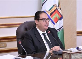 رئيس جامعة القاهرة يهنئ الرئيس السيسي بذكرى 73 لثورة 23 يوليو