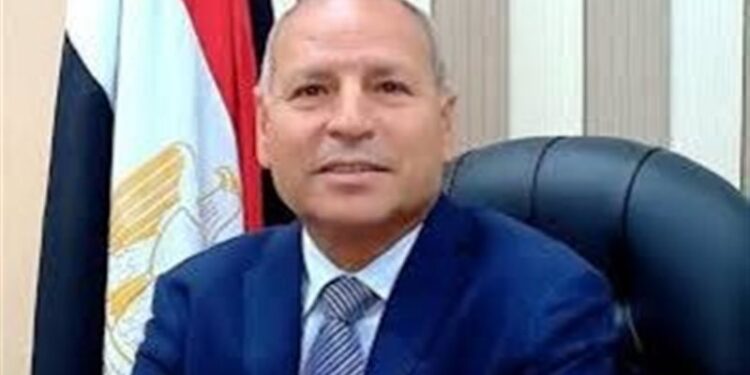 محافظ القاهرة يهنئ أوائل الثانوية العامة 2025