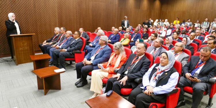انطلاق النسخة الخامسة من المؤتمر الدولي لهندسة الكيمياء والطاقة والبيئة بالجامعة اليابانية