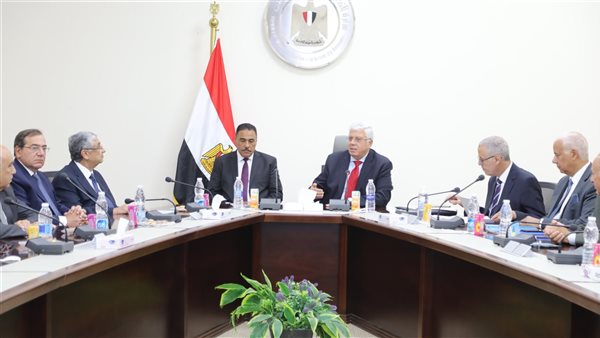 الدكتور محمد شاكر رئيسًا لمجلس أمناء جامعة العلمين الدولية
