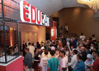 حزمة كبيرة من المنح الدراسية بعدد كبير من الجامعات بمعرض التعليم العالي